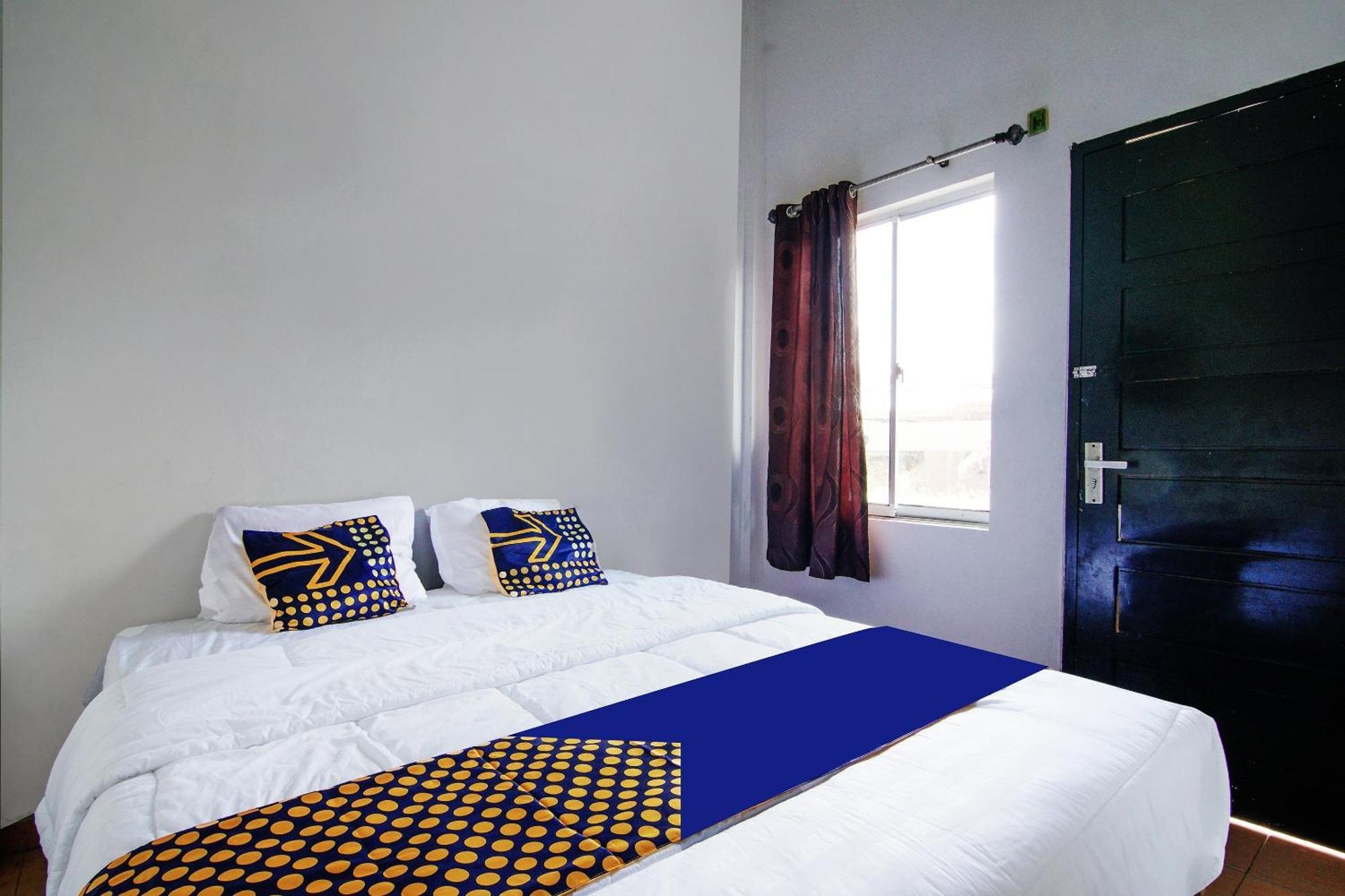 Spot On 91598 Oklahoma Syariah Hotel 2*